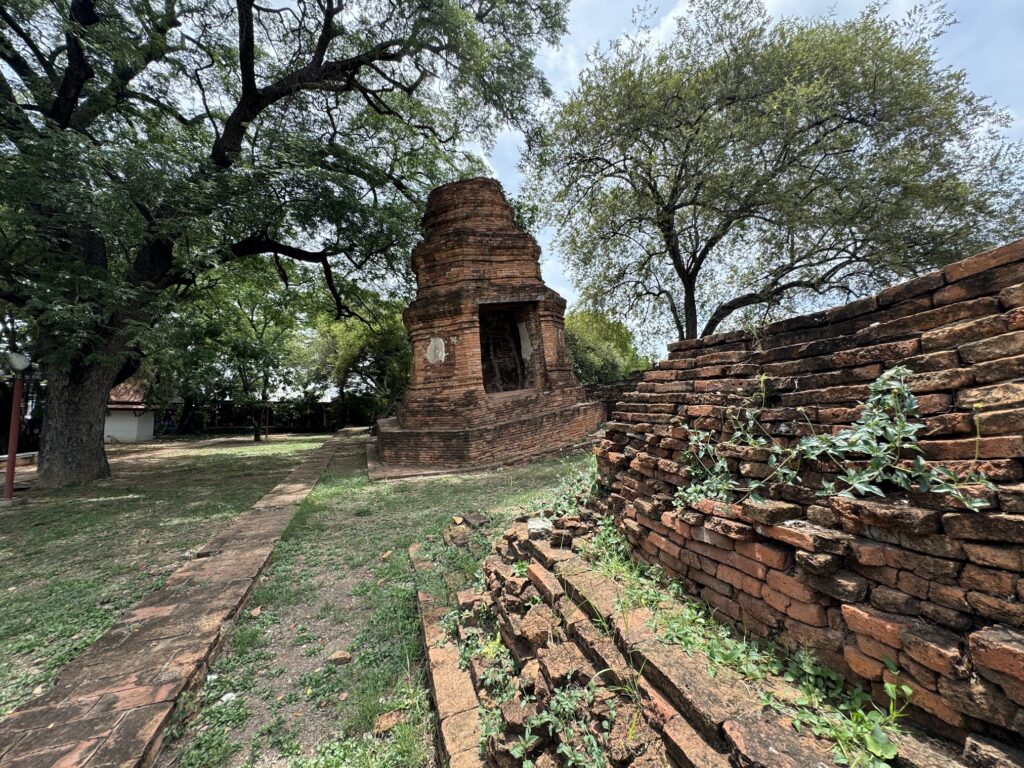 The ancient site of Wat Khun Mueang Jai, Ayutthaya